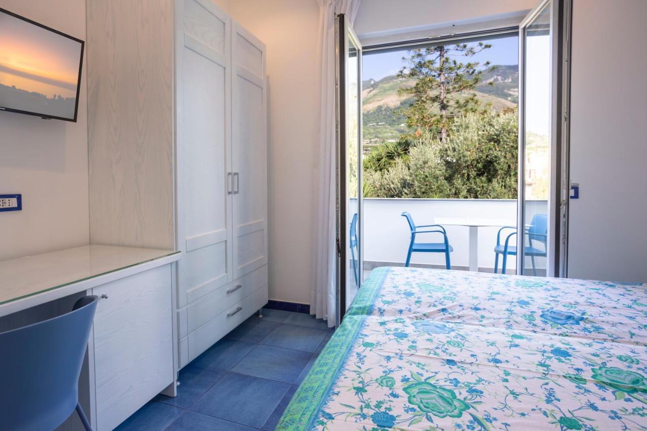 Casa Vacanze Parco Del Generale Forio di Ischia Exterior foto